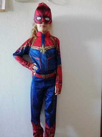 Kostým captain marvel,
