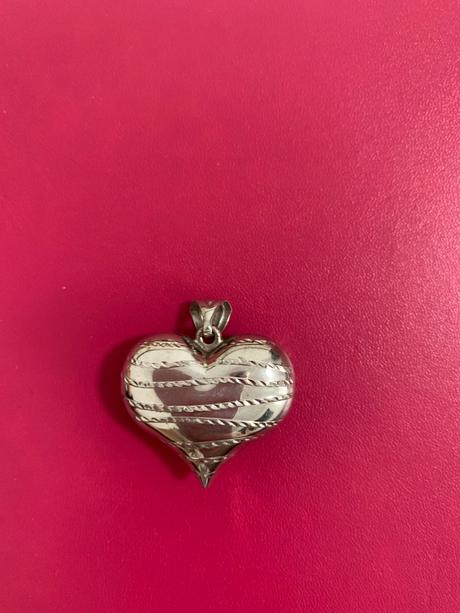 Strieborny privesok, 