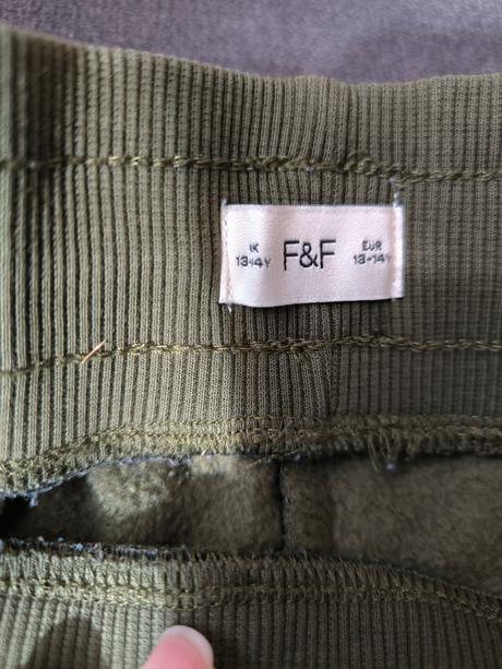 Tepláky 13-14rokov, f&f,164