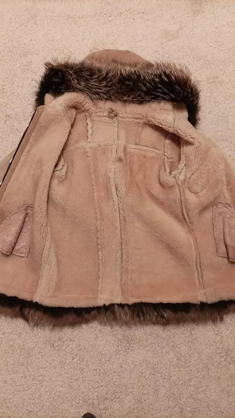 Dievčenský kozuch, 140