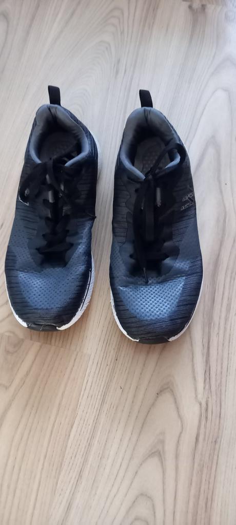 Botasy za poštovné, 41