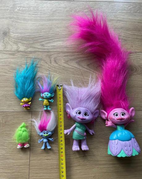 Trolls,