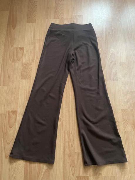 Zvonove legíny, reserved,152