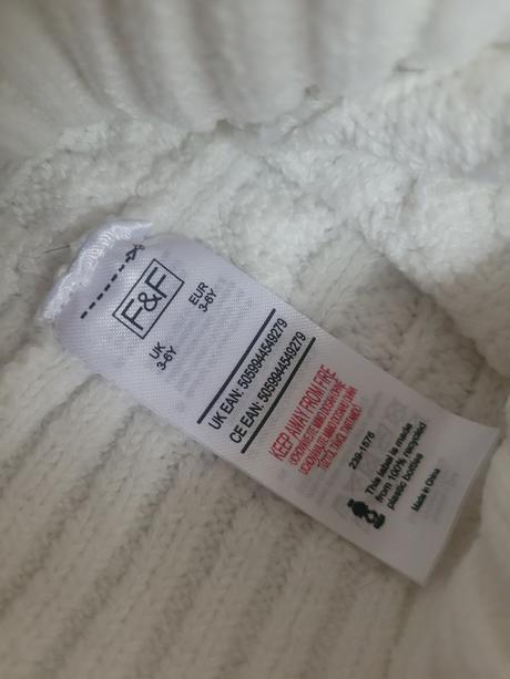 Čiapočka teplejšia, f&f,92