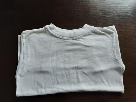 Biele tričko, 104