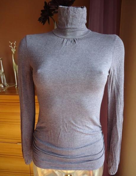 Fialkový melírovaný rolák s nazberaním, reserved,s