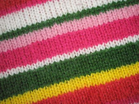 Pásikavý pulóver zn. h&m veľ. 116, h&m,116