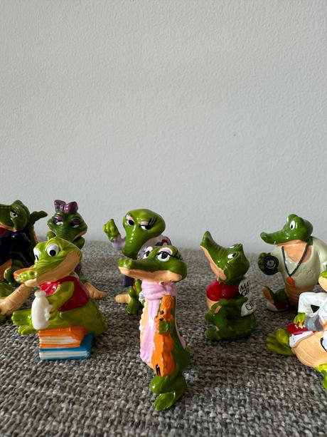 Kinder figúrky/postavičky krokodíly schulbus, 