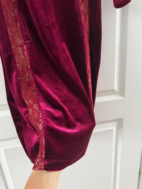 Bordové koktejlové šaty, m