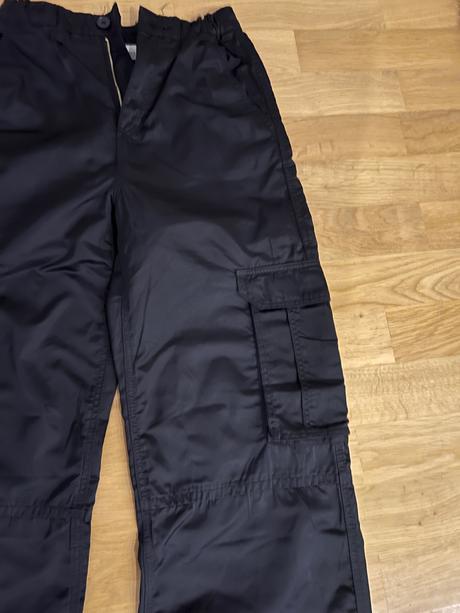 Kapsacove lesklé nohavice, h&m,152