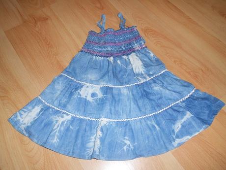 Dievčenské šaty, lusa,86