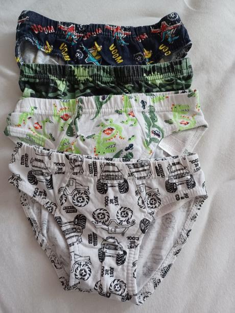 Chlapčenské slipky, 104