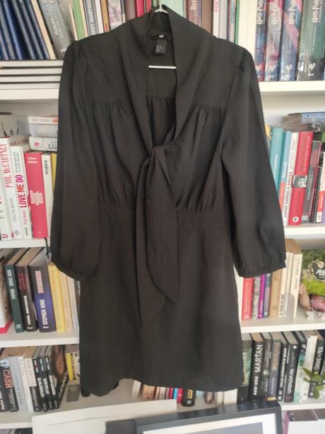 Čierne šaty h&m s viazaním pod krkom, h&m,40