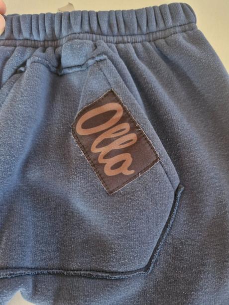 Teplé tepláky, 110