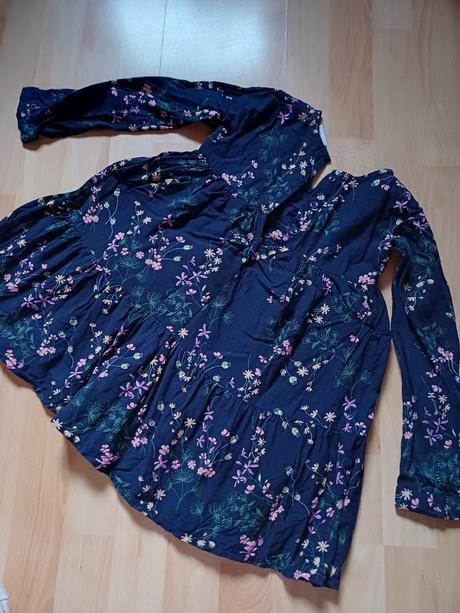 Krásne kvetované šaty 110/116, 110