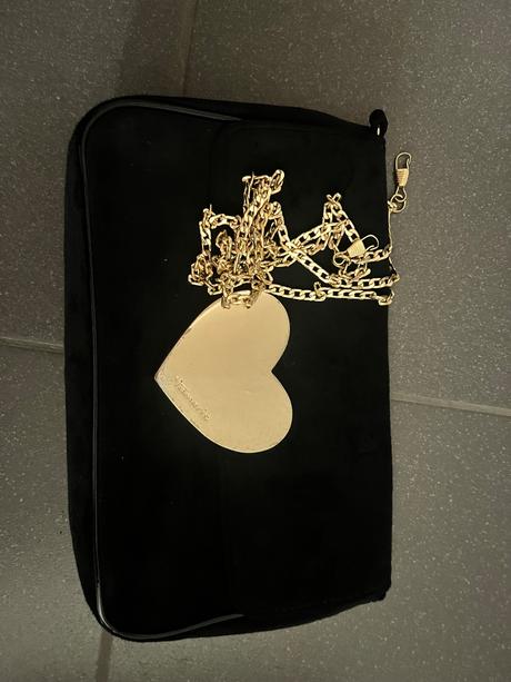 Kabelka listova, tamaris