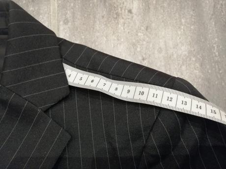 Kvalitné sako caa, v 134, 9-10 r., c&a,134