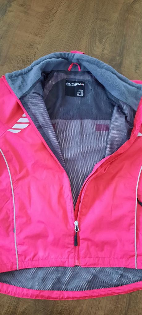 Podsita vetrovka, 158