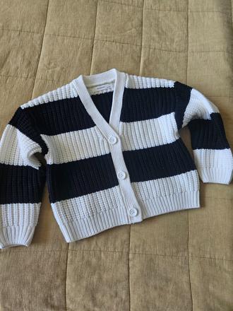 Svetrik, reserved,116