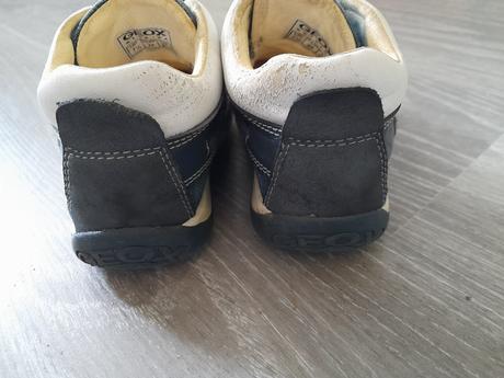 Zachovale kozene topanocky, geox,25