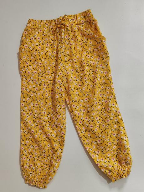 Ľahké letné nohavice, primark,86