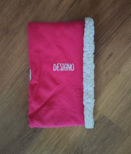 Nákrčník designo, 