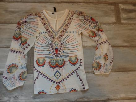 Nápaditá blúzka s priehľadnými rukávmi s/m, m