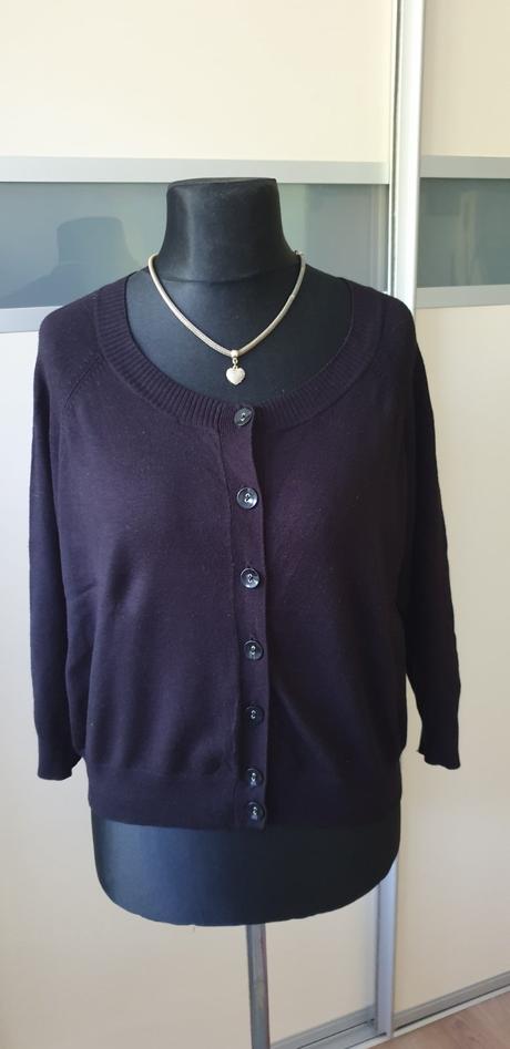 Kratší pulover na gombíky l/xl, xl