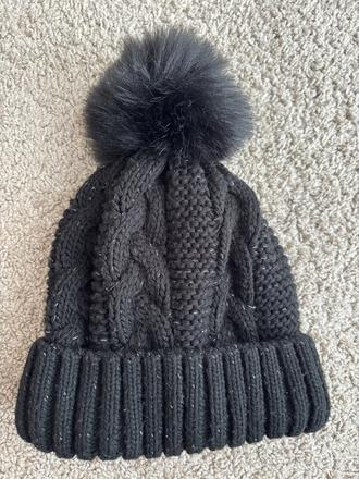 Čiapka, broadway,140