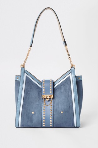 Modrá kabelka s retiazkou, next