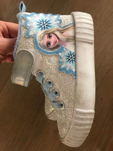 Tenisky anna a elsa, 24