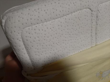 Detska drevena postielka s kvalitnym matracom, šírka (cm): 60,dĺžka (cm): 120