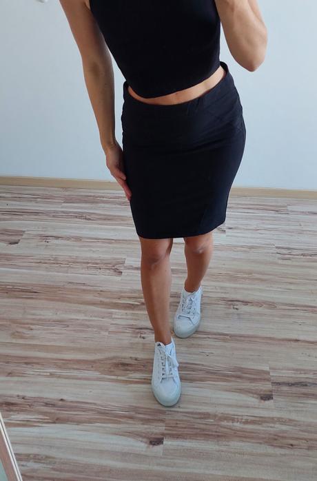 Čierna minisukňa, terranova,xs