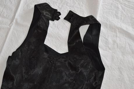 Damske spolocenske saty, 38