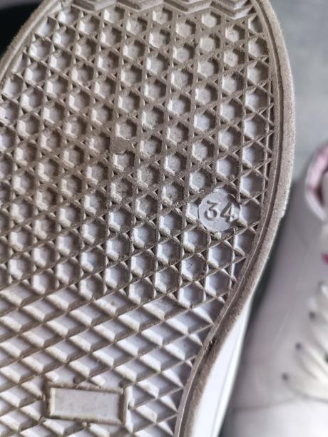 Dievčenské tenisky, 34