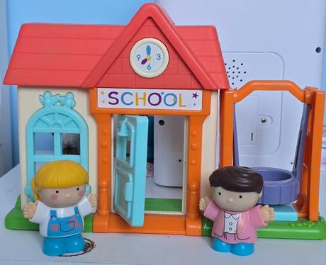 Domček škola,