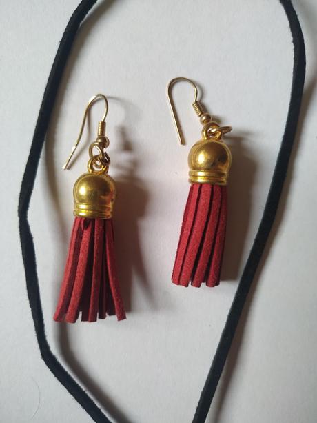 Súprava náušnice a náhrdelník,