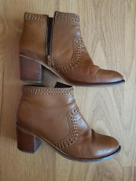 Kožene kotnikove cizmy monsoon, h&m,41