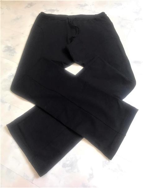 Kvalitné športové tepláky, xl