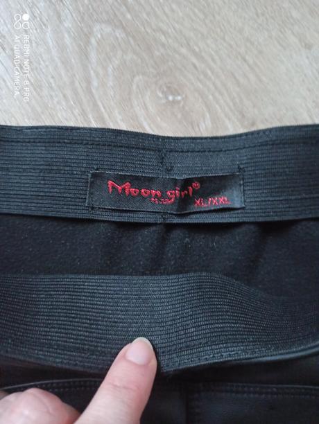 Čierne koženkové leginy, xxl