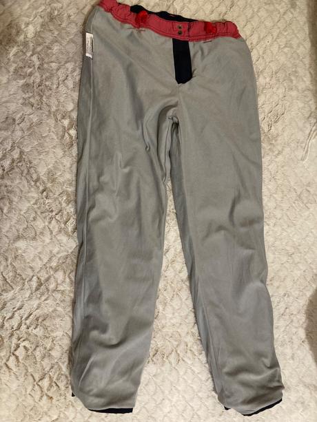 Športové nohavice, 152