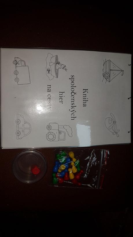 Kniha spolocenskych hier na cesty, 