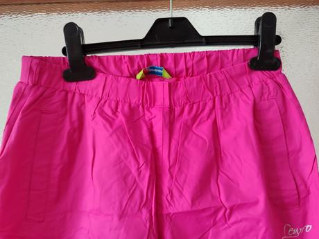 Nohavice do dažďa, lewro,152