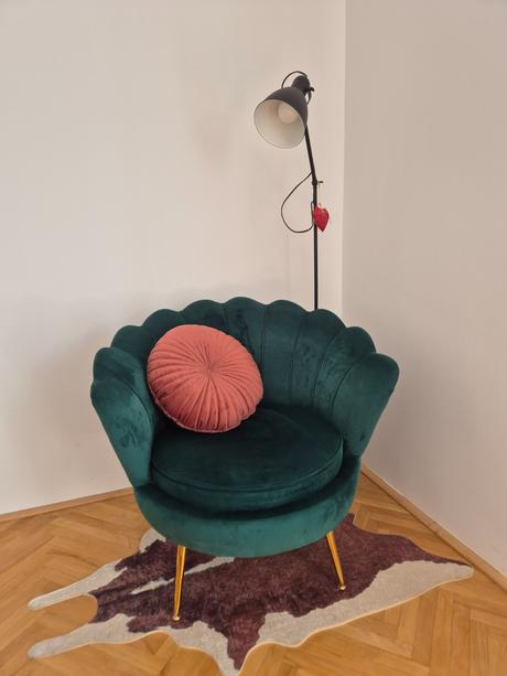 Kreslo nolano (smaradgová), 