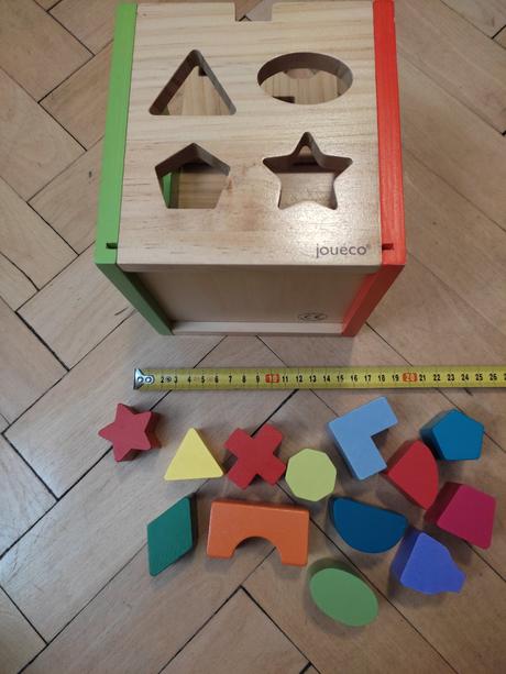 Velka drevena vkladacia kocka, 