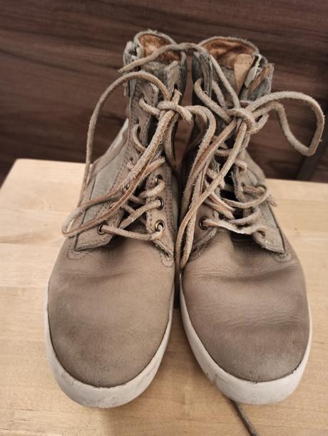Kožené zateplené topanky, 34