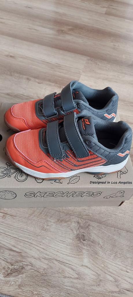 Tenisky halovky pro touch, 31