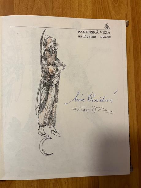 Panenská veža na devíne,