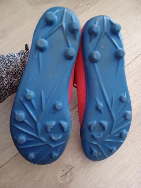 Kopacky 35 kipsta, 35