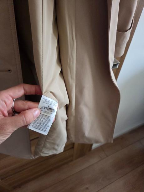 Novy trenckot christian berg velkost 40, 40